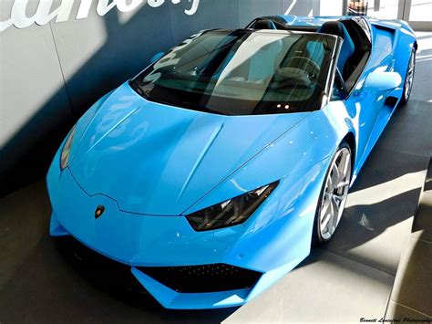 Blu Cepheus Lamborghini Huracan Spyder in Washington - GTspirit