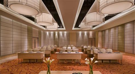 The Courtyard By Marriott | Hotels in Ahmedabad