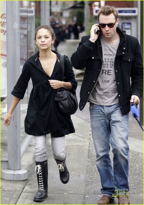 Photo: kristin kreuk mark hildreth 06 | Photo 2495193 | Just Jared: Entertainment News