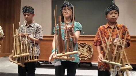 Angklung Class - SEA Junction