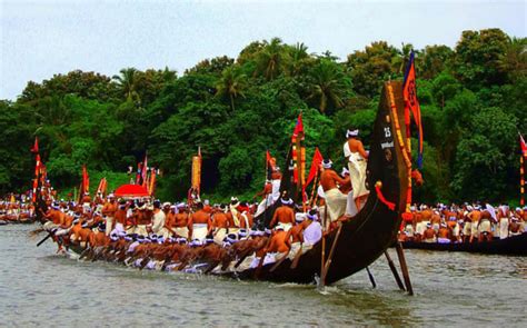 Nehru Trophy Boat Race - Kerala