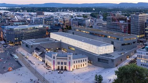 Oslo’s National Museum opens with a tapestry of 400 reindeer skulls ...