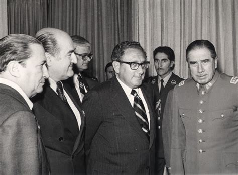 En Chile recordamos la participación de Henry Kissinger en el golpe de 1973 - enteratehoy.cl