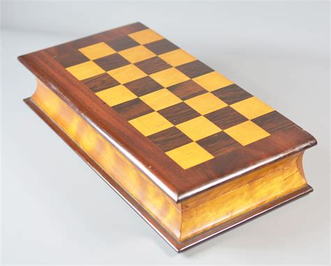 REF2025 folding chess board box. - Antique Chess Shop