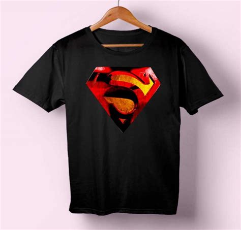 Superman Logo T-shirt | cornershirt.com