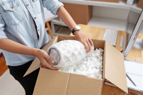 Expert Tips on Packing Fragile Items For Moving | Soon Seng Transport & Movers Pte Ltd