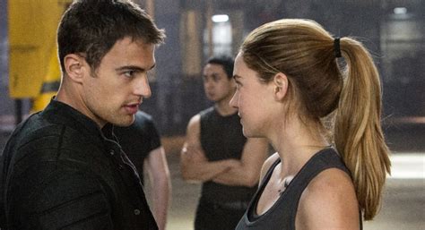 Divergent Movie Review - Are You Screening?