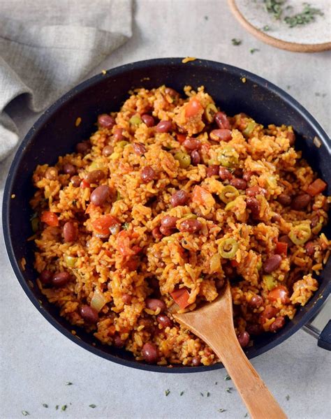 Spanish Rice And Beans | Easy Recipe - Elavegan