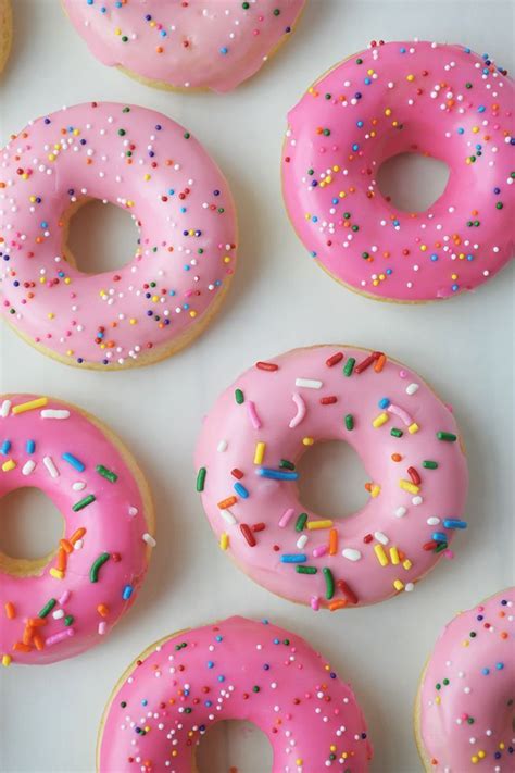 Popular Pins | Vanilla donut recipes, Pink donuts, Donut recipes