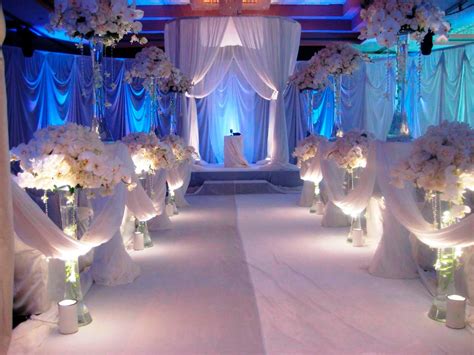 25 Winter Wedding Decorations Ideas - Wohh Wedding