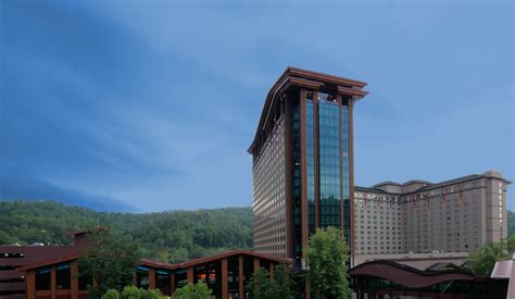 Harrah's Cherokee Casino Resort, Cherokee: $119 Room Prices & Reviews | Travelocity