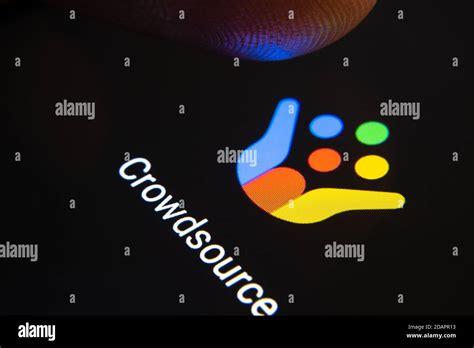 Crowdsource logo hi-res stock photography and images - Alamy