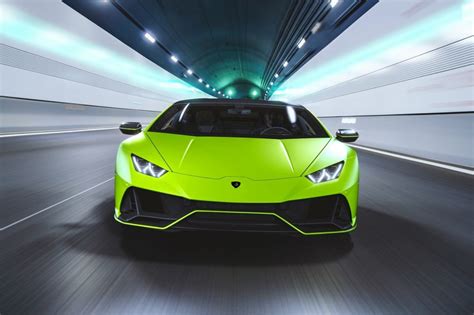 Just in case you needed more attention - Lamborghini has added new neon ...