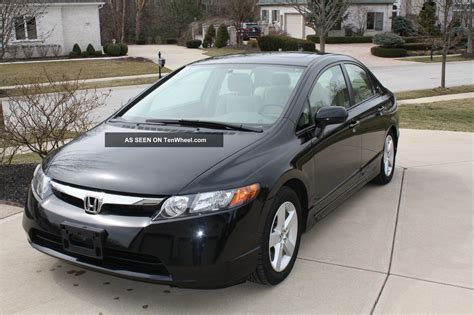 2006 Honda Civic Ex Sedan - 40mpg, Automatic, , Title, Nonsmoker