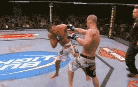 ULTIMATE KNOCKOUT: HENDERSON KO'S BISPING | Chicago's MMA