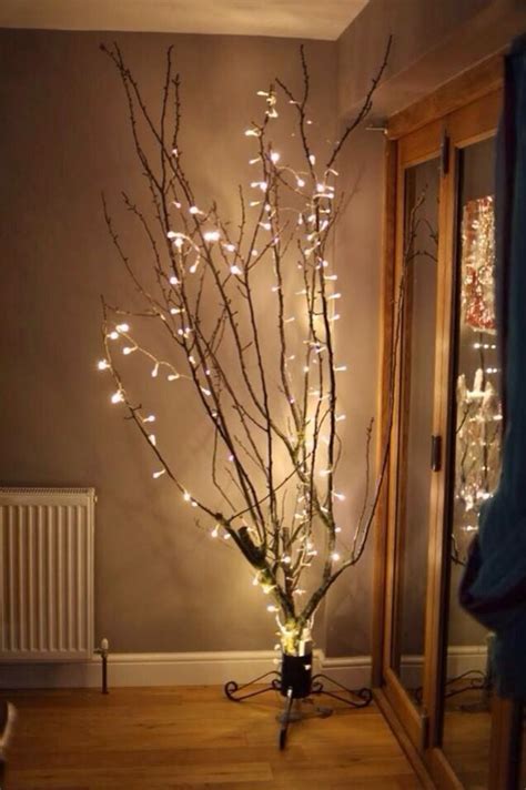 Diy Tree Branches 🌸🎀🎀 | Tree branch decor, Lighted tree branches, Branch decor