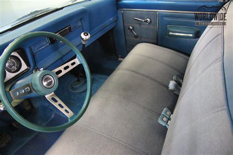 1978 Jeep J10 Honcho with Levi’s Interior and Four-Speed