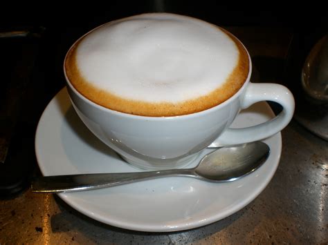 File:Classic Cappuccino.jpg - Wikipedia