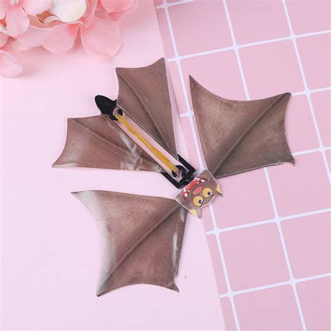 Magic flying bat prank flying paper bats funny halloween card gift D`AE ...