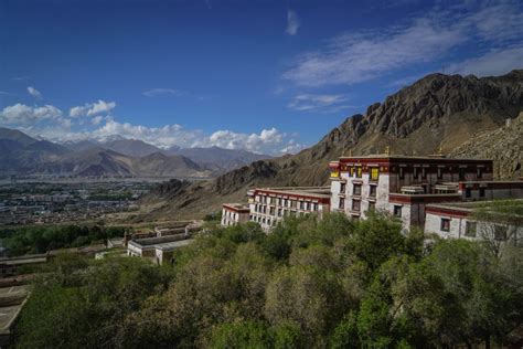 Monasteries Tour of Lhasa Region - Tibet Highland Tours