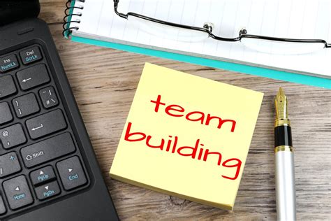 Team Building - Free of Charge Creative Commons Post it Note image