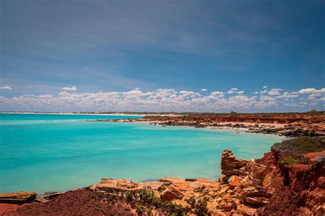 Gantheaume point in Broome Western Australia, the blue water is amazing against the red [OC ...