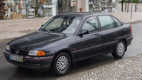 1993 Opel Astra F Classic 1.7 D (60 Hp) | Technical specs, data, fuel ...