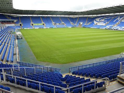 De Actualidad 784xn1: Reading Fc Stadium