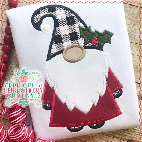 Free Printable Gnome Applique Pattern Web Sew An Adorable Christmas Quilt With My Free Gnome ...