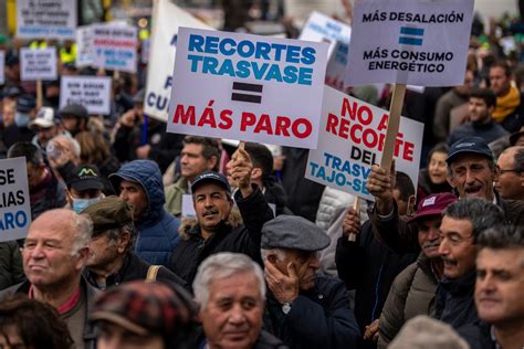 Spanish farmers protest ecological threshold for Tagus…