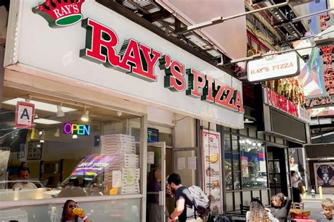 Ray's $3 simple cheese pizza is better than pretentious pies