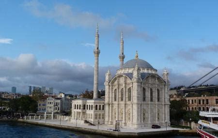 Ortakoy Mosque, Istanbul | Ticket Price | Timings | Address: TripHobo