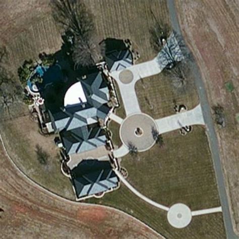 Dale Earnhardt Jr.'s House in Mooresville, NC - Virtual Globetrotting