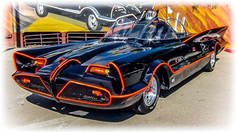 Batmobile from the 1960's tv series, Batman. | バットモービル, 車 映画, レトロカー