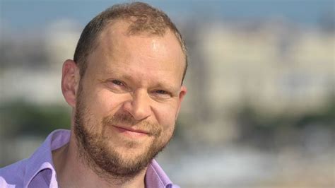 Robert Webb: Peep Show star reveals secret addiction and the urgent ...