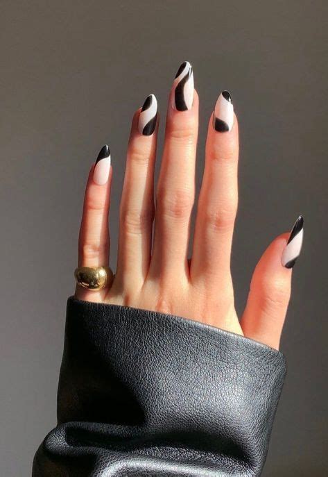 Black and White Nail Swirl Art in 2021 | Chic nails, Stylish nails ...