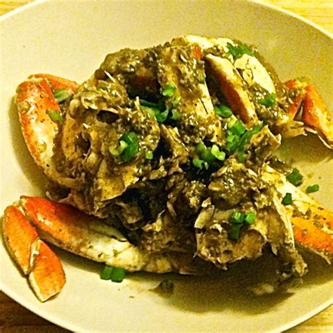 Dungeness Crab with Black Bean Garlic Sauce