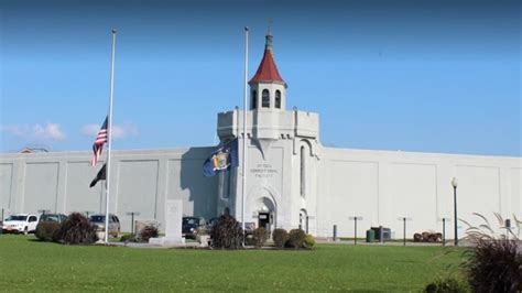 Inmate sexually assaults officer at Attica Correctional Facility | wgrz.com