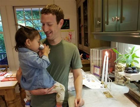 Facebook CEO Mark Zuckerberg gives family Kiddush cup to daughter ...