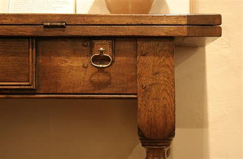 Oak Reproduction Furniture Detail - Authenticity equals Quality