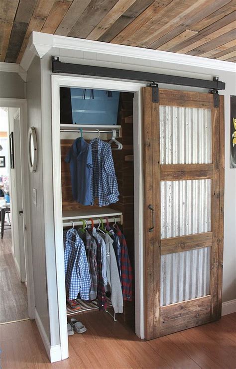 20+ DIY Ideas & Tutorials To Use Barn Doors In Your Home 2018