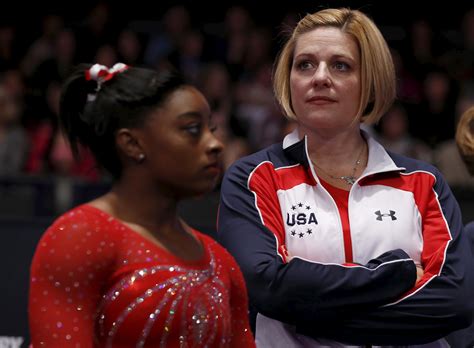 Simone Biles, Coach Aimee Boorman Part Ways After 11 Years | IBTimes