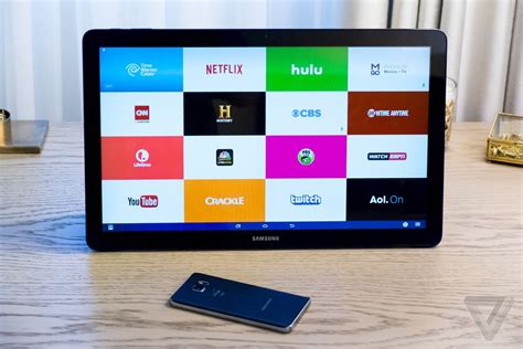 Samsung's Galaxy View is an enormous 18-inch tablet built for video binging | The Verge