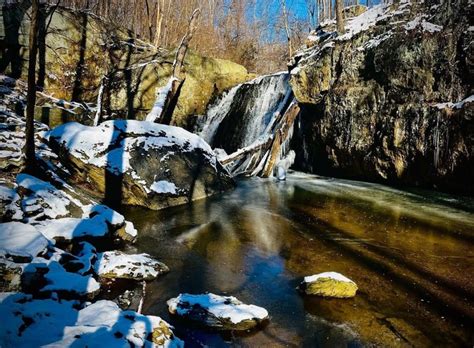 Take This Winter Hike In Maryland To Frozen Kilgore Falls