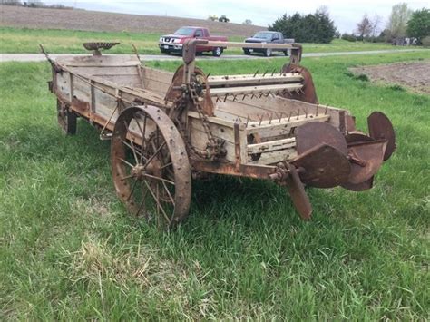 Antique Horse Drawn Manure Spreader BigIron Auctions