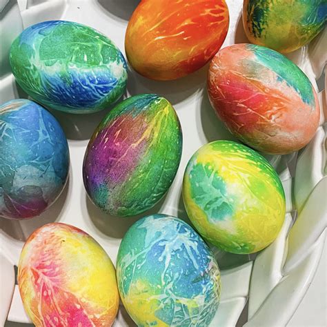 Easy Tie Dye Easter Eggs Tutorial - Sweet Shoppe Mom | Phoenix Lifestyle Blog