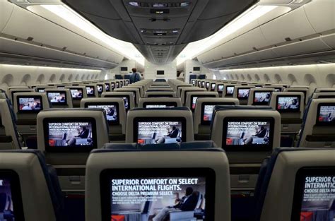 Delta's newest jet lands on West Coast - SFGate