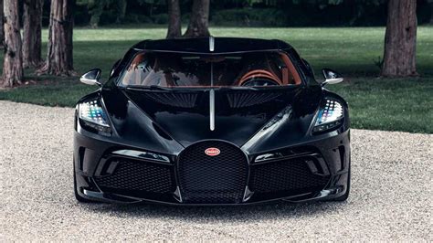 Bugatti показала финальную версию единственного La Voiture Noire