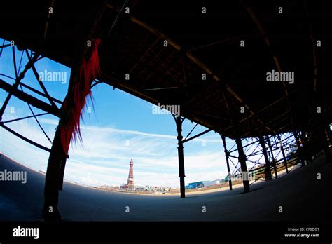 Blackpool tower eye hi-res stock photography and images - Alamy