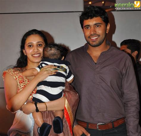 Malayalam Actor Nivin Pauly Family Pics - MERE PIX